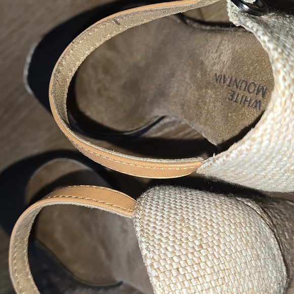 Black and Tan Espadrille Wedge Sandals 6.5 Women Sandals - Picture 12 of 15